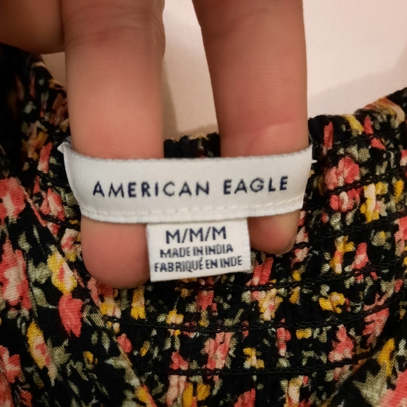American Eagle Floral Romper - Picture 3 of 3